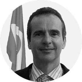 Dr.Marcelo Vivacqua