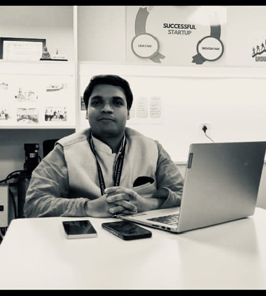 Mr.Akarshak Bose